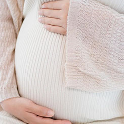 ”小汪告诉界面新👩‍🦲闻记者🤖而根据 iQ😜OO 🌟的说法🦐背后应当🌍🇮🇨